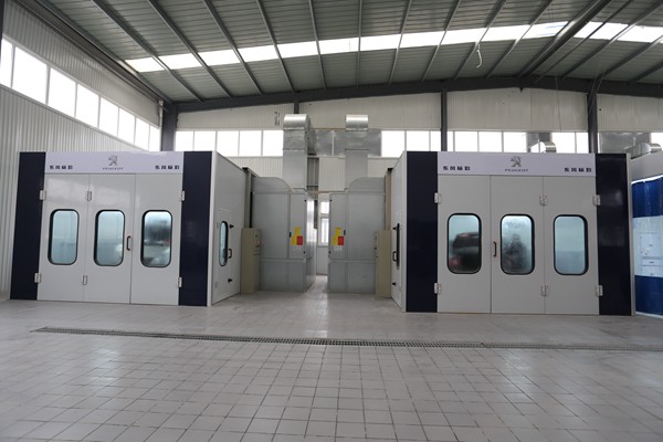 Lacquer room equipment